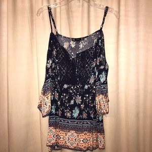 Open Shoulder Blouse w/ Lace & Adjustable Straps